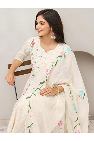 Ishin By Styli Off White Cotton Kurta with Pants and Dupatta Set