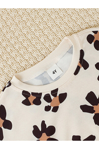 Take Two By Styli Girl's Graphic Print Long Sleeve T-shirt With Flare Pants Set