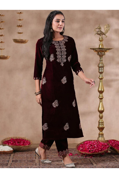 Ishin By Styli Maroon Velvet Kurta and Pants Set