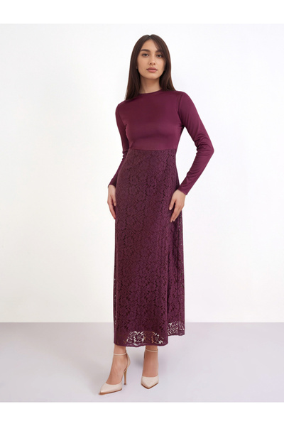 Styli Women Burgundy Solid Lace Long Sleeves Sheath Maxi Dress