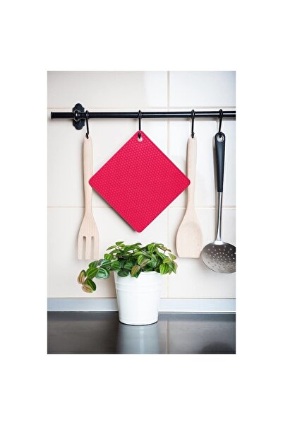 Q's Inn 4-piece Silicone Kitchen Accessories Set - Red