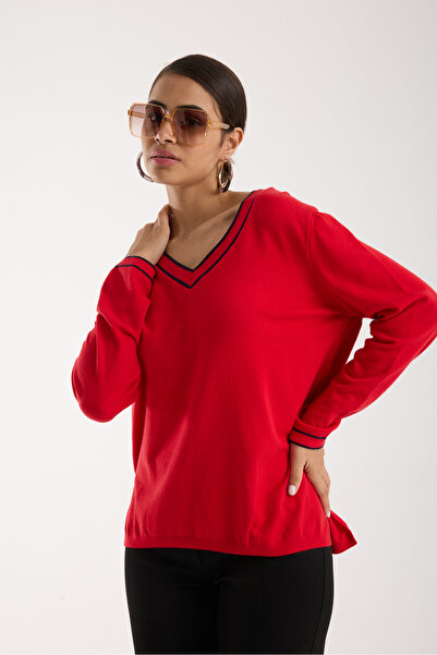 Moda Days Women's Red Contrast Piped and Side Slit V-Neck Knitwear Blouse