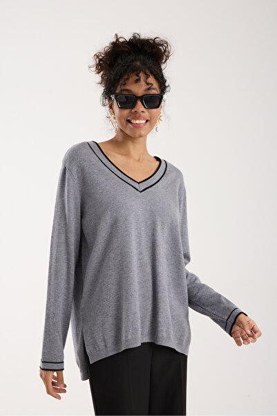 Moda Days Contrast Piped and Side Slit V-Neck Knitwear Blouse