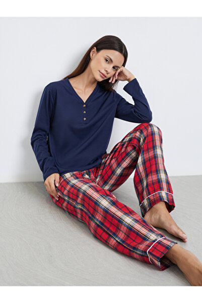 Styli V Neck Placket T-Shirt and Check Pyjama Set