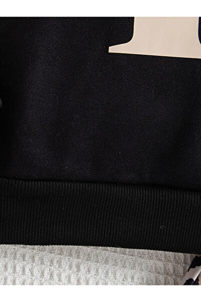 Take Two By Styli Girl's Graphic Print Long Sleeve Sweatshirt With Leopard Print Pants Set