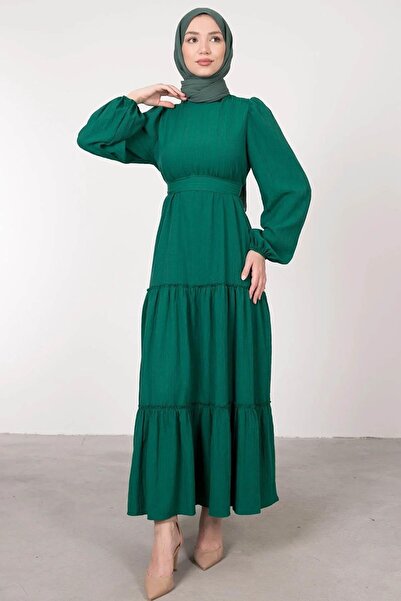 Tesettür Diyarı Φόρεμα χιτζάμπ με λεπτομέρεια από τσαλακωμένο ύφασμα και ζώνη...