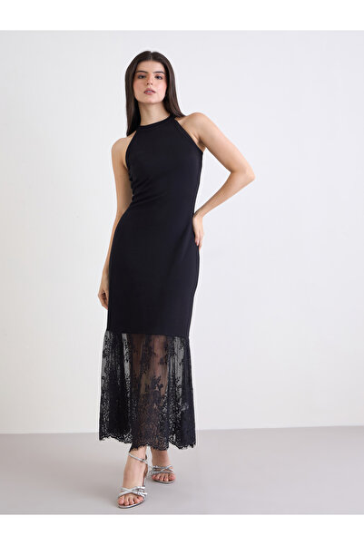 Styli فستان ماكسي أسود بدون أكمام من الدانتيل