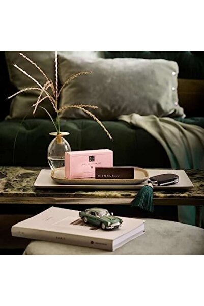 Rituals Sakura Car Diffuser + 2 Refills (2 x 3 g)