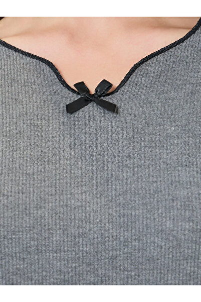 Take Two By Styli Bow Detail V Neck Knit T-Shirt and Pyjama Set