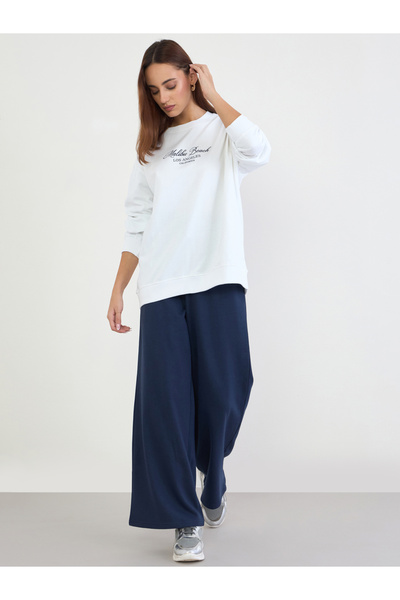 Styli Printed Longline Sweatshirt and Wide Leg Joggers Co-Ords