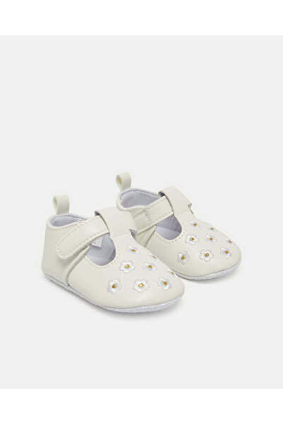 REDTAG Baby White With Embroidered Pram Shoe
