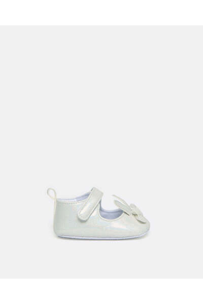 REDTAG Baby White Bow Embellished Pram Shoes