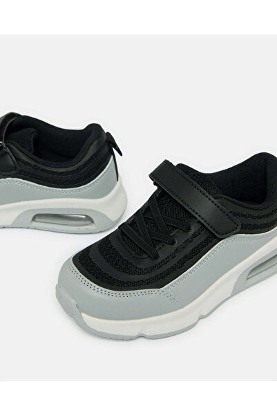 REDTAG Boys Black And Grey Color Block Trainer