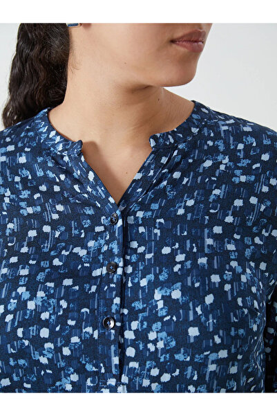 LC Waikiki Γυναικεία μπλούζα LCW Grace με μαύρη στάμπα με λαιμόκοψη