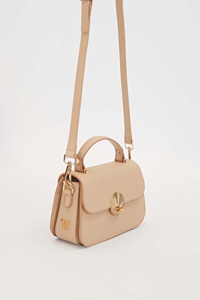 Levidor Mink Round Buckle Handbag