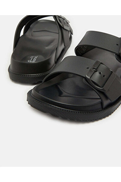 REDTAG Men Black Comfort Buckle Slide