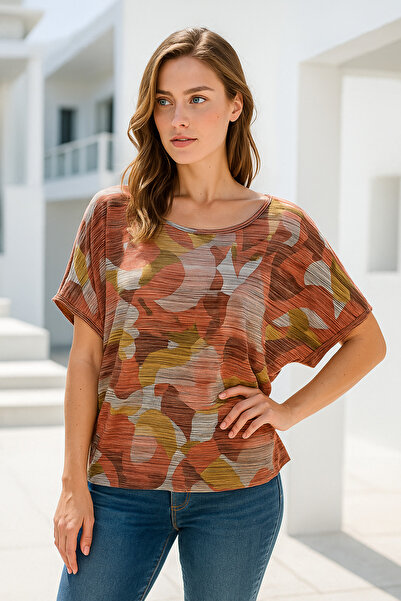 Rich Women's Pink Wide Patterned Crew Neck Short Sleeve Blouse