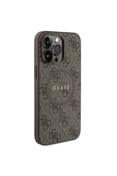 Guess MagSafe 4G Collection Leather Metal Logo pentru iPhone 15 Pro Max (6.7") – Maro