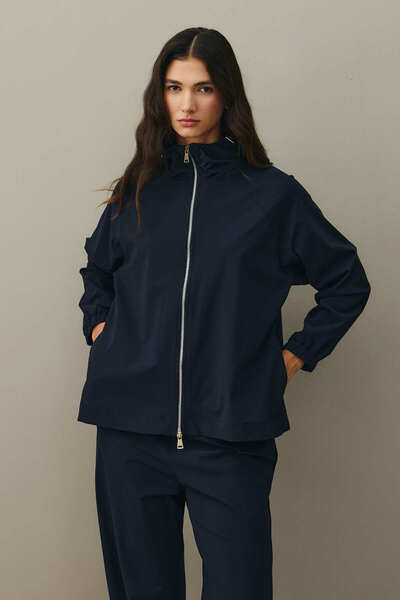 Fahhar Hooded Light Touch Suit Navy Blue