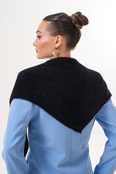 Ritagarcia Triangle Plush Scarf