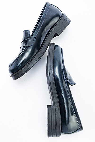 GRADA Μπλε ναυτικό λουστρίνι Loafer Γνήσιο δέρμα Γυναικεία Παπούτσια από Γνήσ...