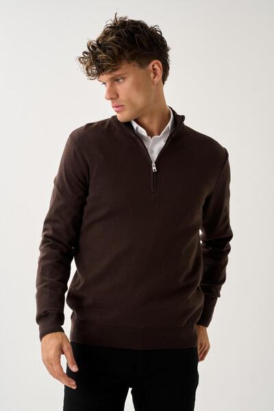 ALEXANDERGARDI Zippered Stand Collar Sweater