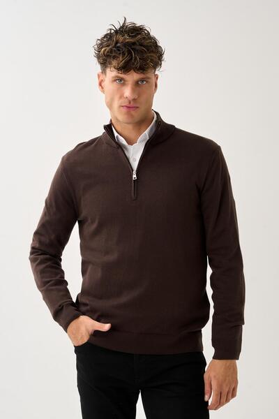 ALEXANDERGARDI Zippered Stand Collar Sweater