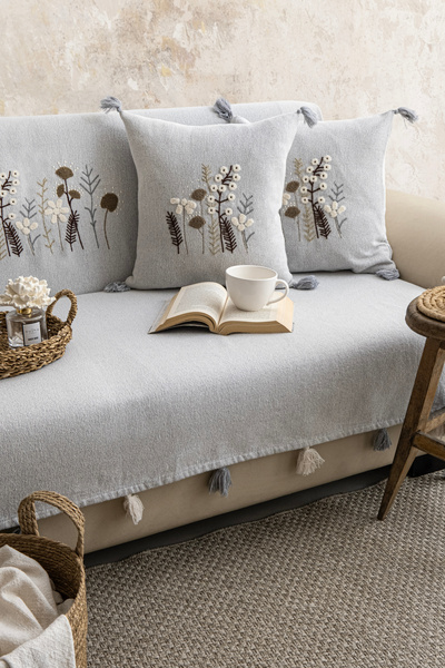 Lux Touch Peony Gri Nakışlı Püsküllü Parça Yıkamalı 170x210cm Koltuk Örtüsü Seti (2 Kırlent Kılıfı Dahil)