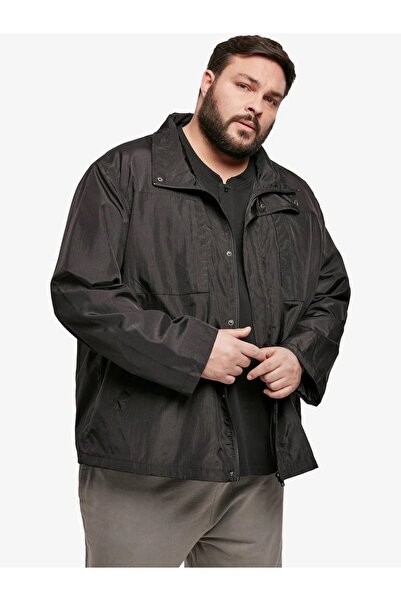 Urban Classics Double Pocket Nylon Crepe Men’s Jacket – Oversized Windbreaker for Spring & Autumn