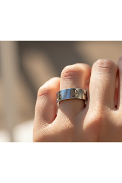 ANGELSS JEWELLERY خاتم فولاذي مخطط من ماركة فضية اللون للجنسين