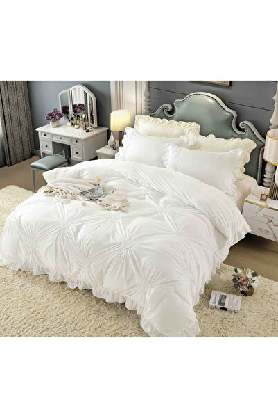 FIONNA.RO Velvet Lingerie With Embroidered Hearts - White