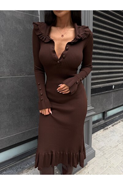 kenza'a Λεπτομέρεια στο γιακά και τα κουμπιά