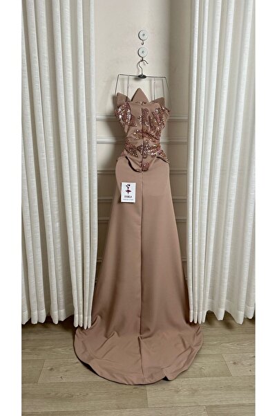 Onila flesh-colored embroidered evening dress