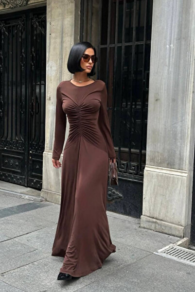 Love Fab فستان طويل بتفاصيل كورسيه وحزام خصر مطاطي