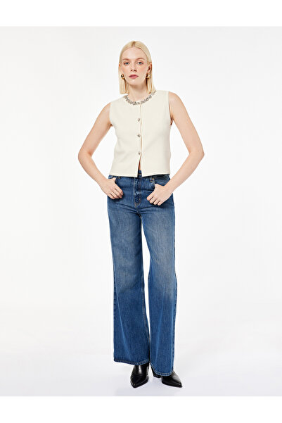 Koton Buttoned Crew Neck Stone Knit Vest