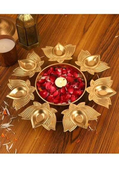 Generic Diwali decor / Urli In Lotus Design For Diwali,8 inches, Gold Urli Bo...