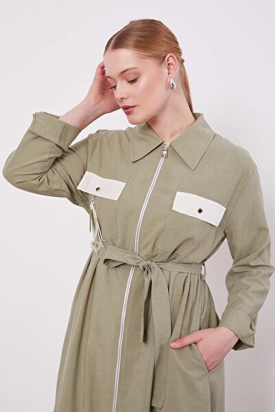 Levidor Cupra Cap with Green Pocket Accessory Detail