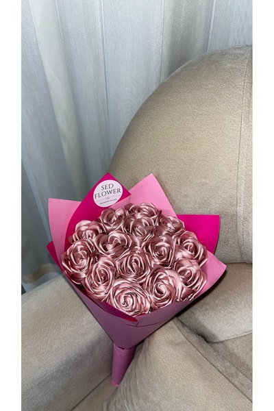 Pembe gül buketi