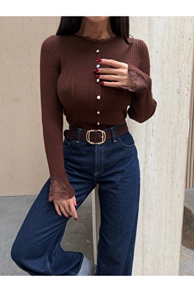 kenza'a Πλεκτό πουλόβερ με λεπτομέρεια από τούλι και κουμπιά