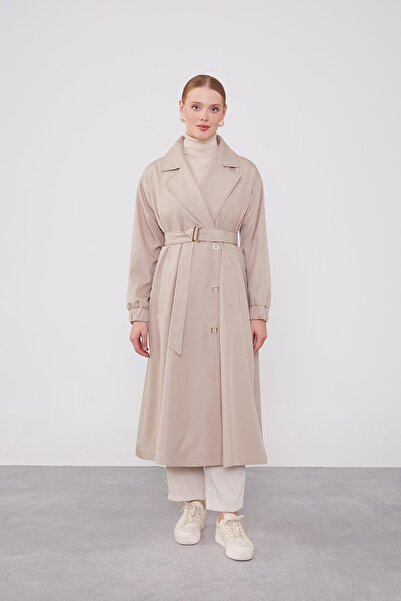 Levidor Μπεζ καμπαρντίνα με λεπτομέρεια από καουτσούκ στο μανίκι