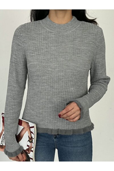 Emel Yıldız Corded Fabric Feather Detailed Sweater