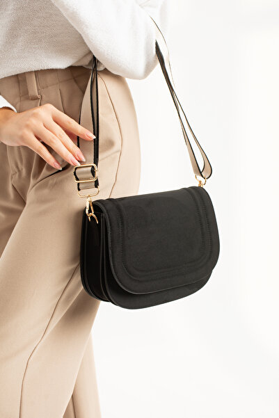 Moon حقيبة كروس نسائية ستعكس أسلوبك الذي تبدو كالجلد السويدي