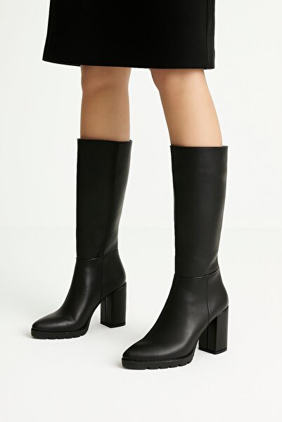 defile ayakkabi حذاء نسائي أسود بكعب سميك