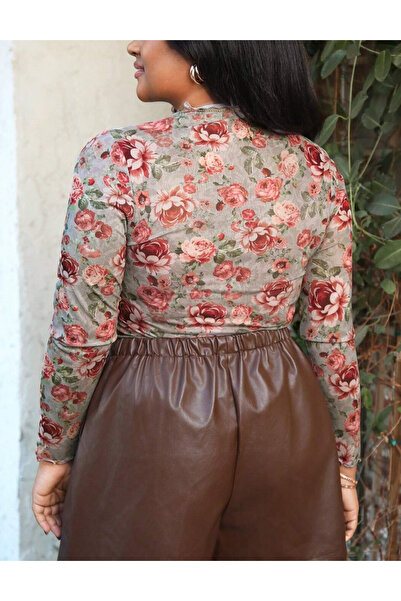 Sheya Shein Curve+ blouse, green