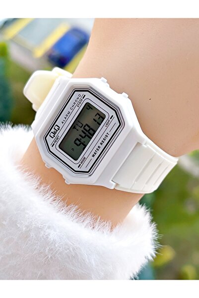 Q&Q Digital Children's Wristwatch with Silicone Strap, 10 Atm Waterproof, Alarm, Calendar, Light