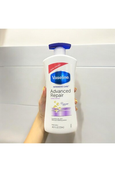 Vaseline Intensive Care Advanced Repair Body Lotion White 725ml - Imported (Wholesale)