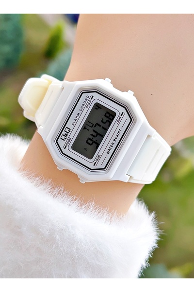 Q&Q Digital Children's Wristwatch with Silicone Strap, 10 Atm Waterproof, Alarm, Calendar, Light