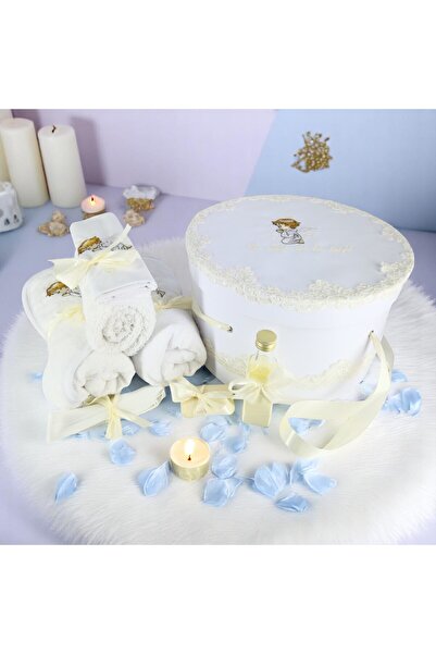 Inovius Trusou Botez cu 8 Piese Brodat, Ingeras, Culoare Unt - BAB221