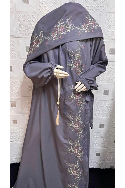 STAYILK DRESSES إسدال صلاة أنيق بتصميم محتشم وراقي، مزين بتطريزات ناعمة تضفي لمسة فخمة.