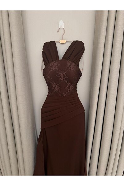 DRAT AMASYE The romantic queen of mocha